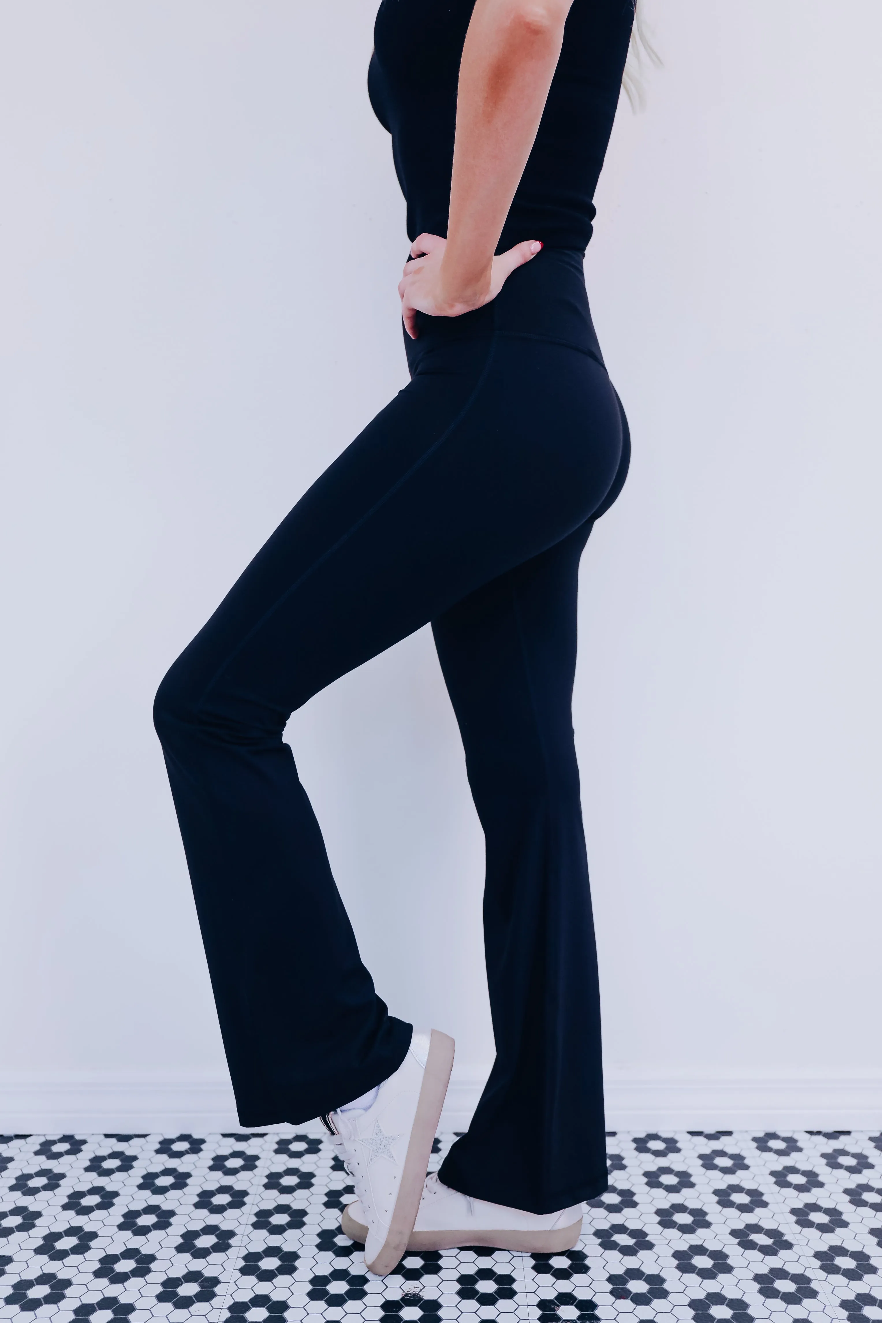 Lanie Flare Leggings - Black