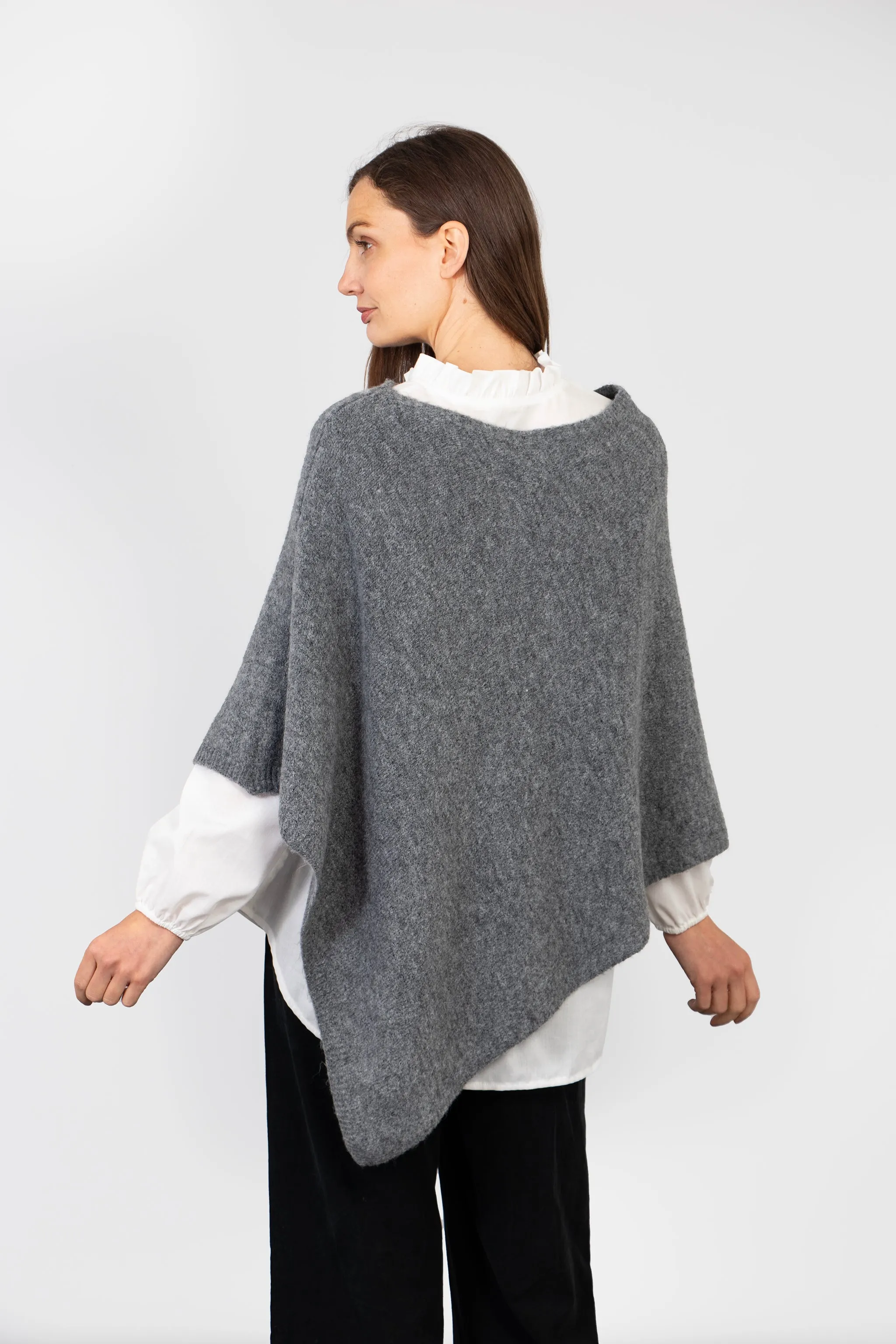 Nina Knitted Poncho - Grey